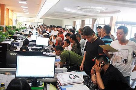 हेनान यंटियन मेटलर्जिकल कास्टिंग क्रेन ऑर्डर एक blowout trend.jpg दिखाते हैं Henan yuntian metallurgical casting crane orders show a blowout trend.jpg