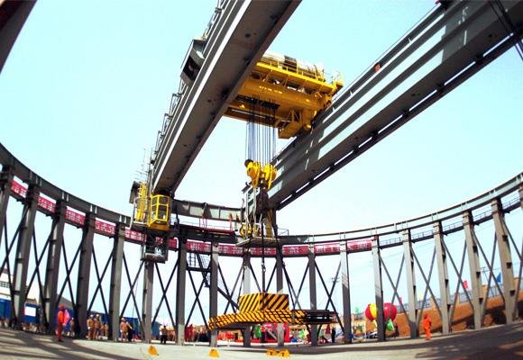 परमाणु ऊर्जा क्रेन